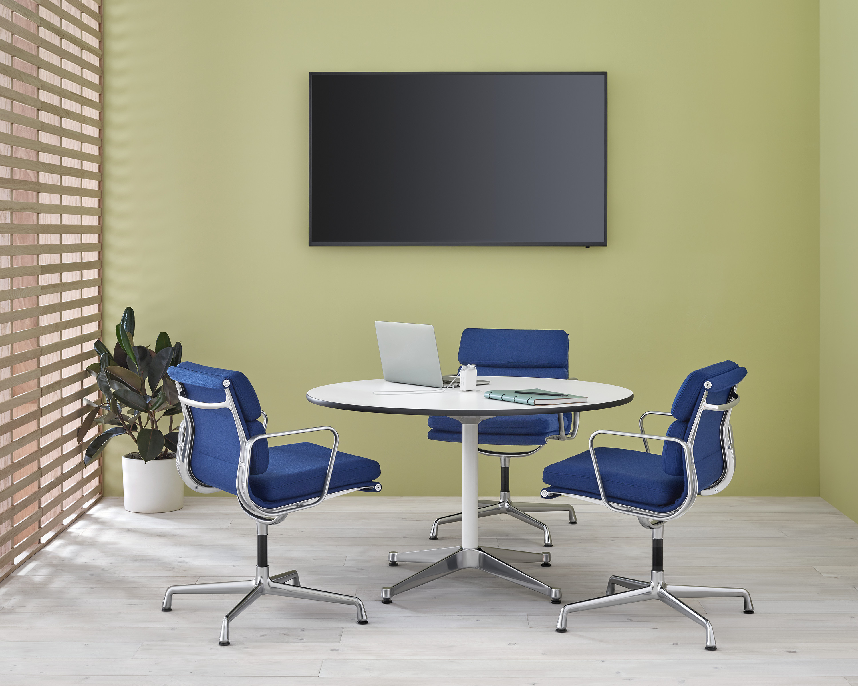 办公椅|现代真皮会议椅|办公火狐官方网站|火狐HUOHU（中国）火狐官方网站|伊姆斯软包会议椅